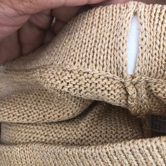 St. John knit skirt - Picture 4 of 4